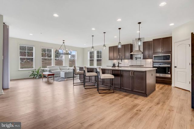 9363 ALLOWAY DR, Hagerstown, MD 21740