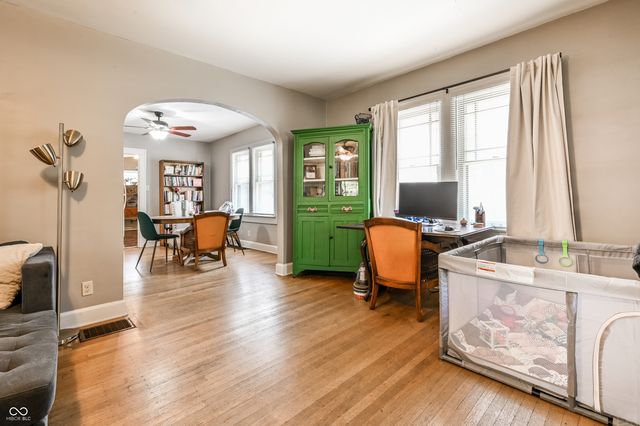 5515 N College Avenue, Indianapolis, IN 46220