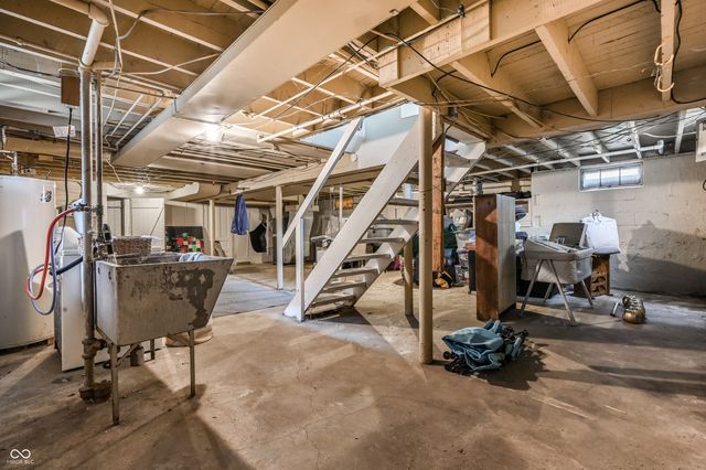 5515 N College Avenue, Indianapolis, IN 46220