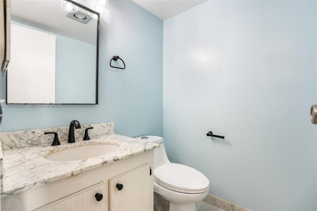 2301 S Ocean Dr 1006, Hollywood, FL 33019