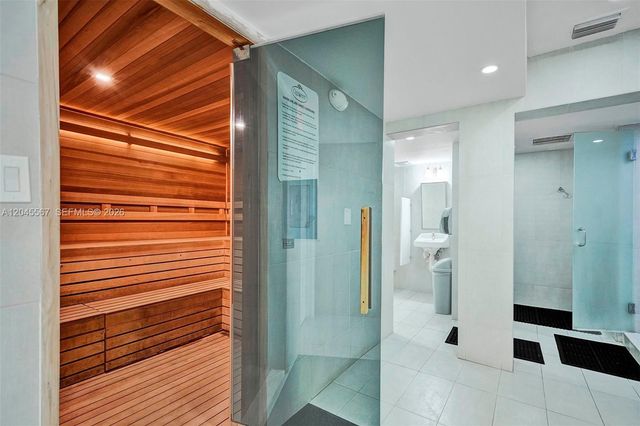 2301 S Ocean Dr 1006, Hollywood, FL 33019