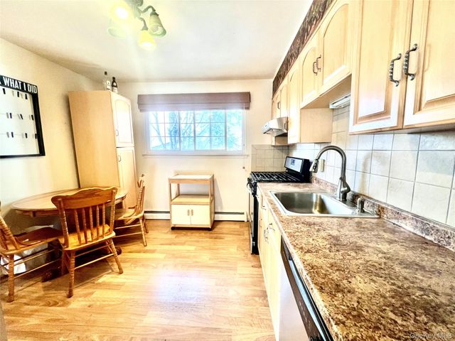 366 Carvel Avenue, Cedarhurst, NY 11516