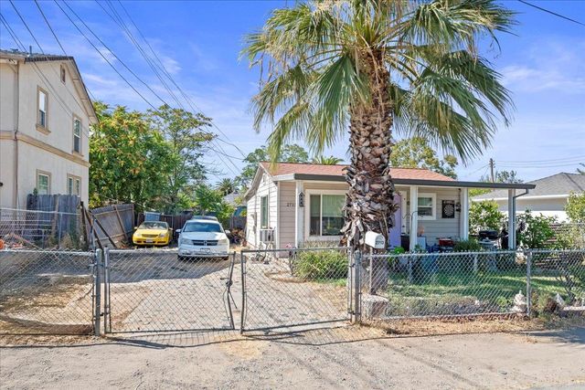 2713 Ellen St, Sacramento, CA 95815