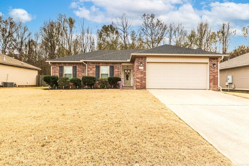 173 Peach Street, Austin, AR 72007