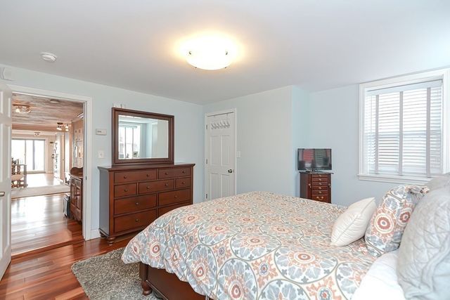205 Webster St 1, Boston, MA 02128