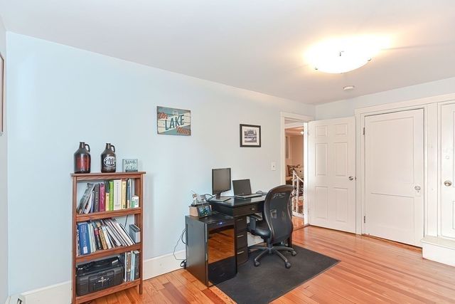 205 Webster St 1, Boston, MA 02128