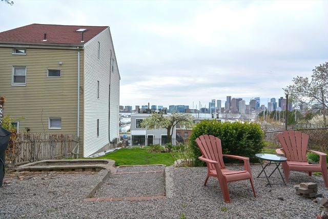 205 Webster St 1, Boston, MA 02128
