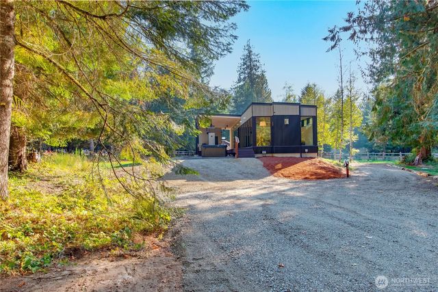 288 Baker Road, Packwood, WA 98377