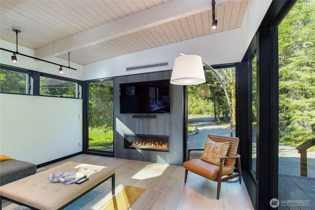 288 Baker Road, Packwood, WA 98377