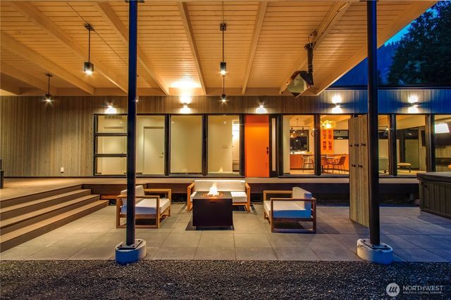 288 Baker Road, Packwood, WA 98377