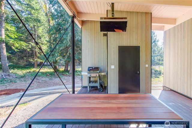 288 Baker Road, Packwood, WA 98377