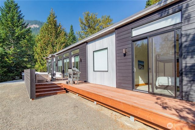 288 Baker Road, Packwood, WA 98377