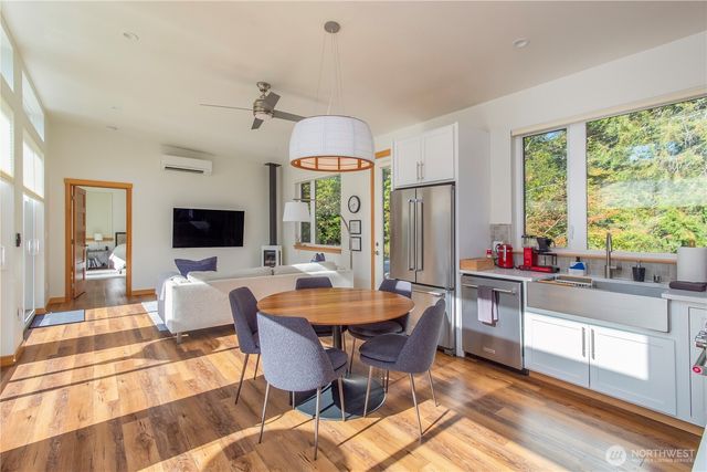 288 Baker Road, Packwood, WA 98377