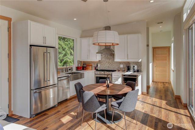 288 Baker Road, Packwood, WA 98377