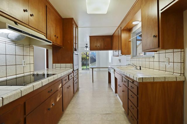 4512 Woodson Ave, Sacramento, CA 95821