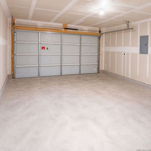 407 Layne Overlook, San Antonio, TX 78253