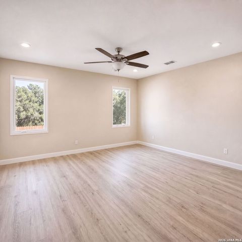 407 Layne Overlook, San Antonio, TX 78253