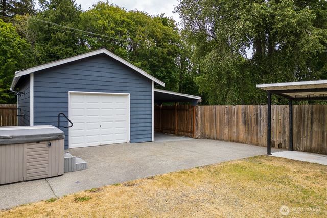 3360 Woodcock Road, Sequim, WA 98382