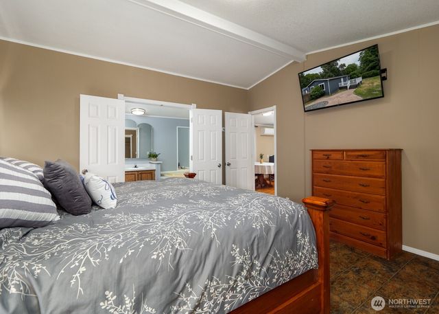 3360 Woodcock Road, Sequim, WA 98382