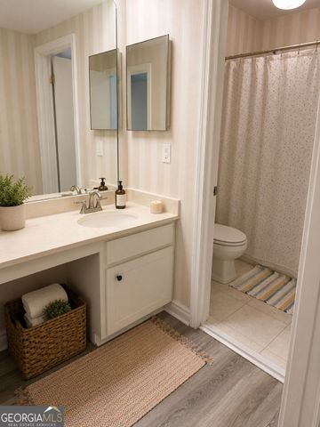 6402 Park Avenue B4, Sandy Springs, GA 30342