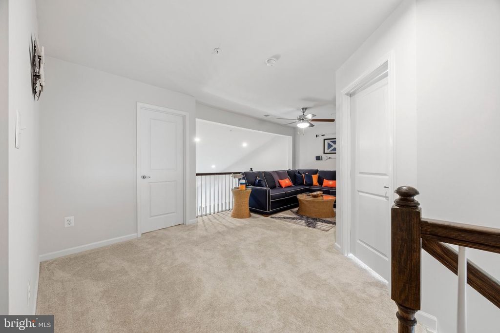 Image 27 of property listing at 500 TURNSTONE CT, Essex, MD 21221