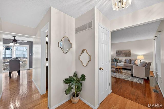 2927 Bromley Drive, O'fallon, MO 63368