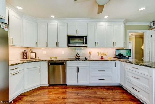 15 Rockledge Ter, Pequannock Twp., NJ 07444