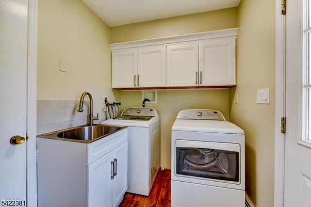 15 Rockledge Ter, Pequannock Twp., NJ 07444