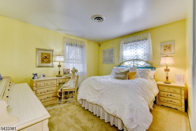 15 Rockledge Ter, Pequannock Twp., NJ 07444