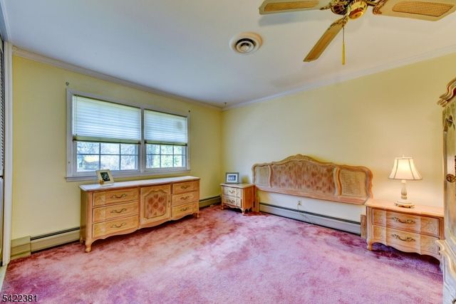 15 Rockledge Ter, Pequannock Twp., NJ 07444