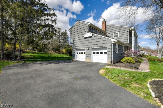 15 Rockledge Ter, Pequannock Twp., NJ 07444