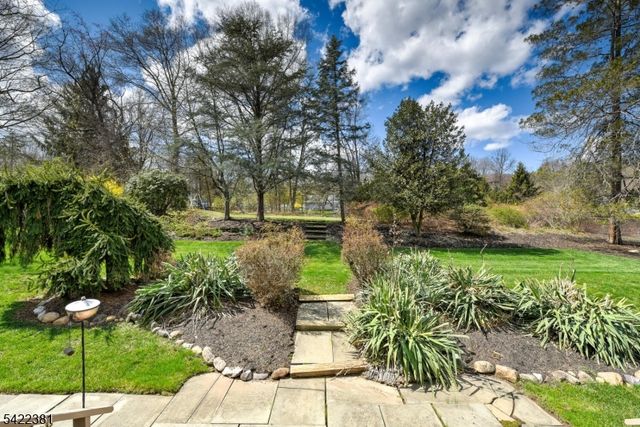 15 Rockledge Ter, Pequannock Twp., NJ 07444