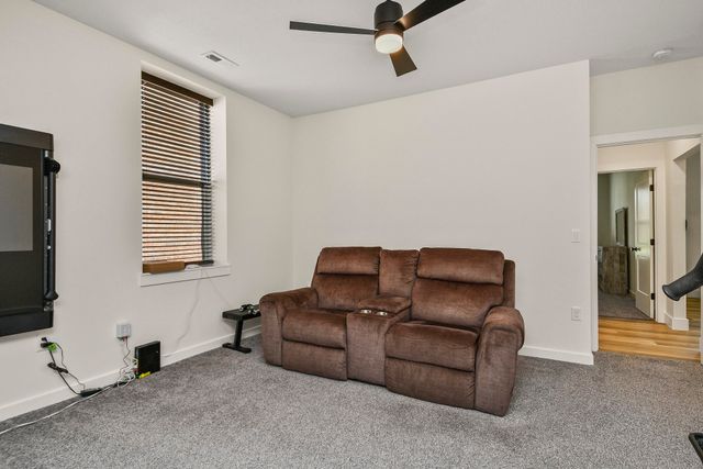 6038 South Maryland Avenue, Springfield, MO 65810