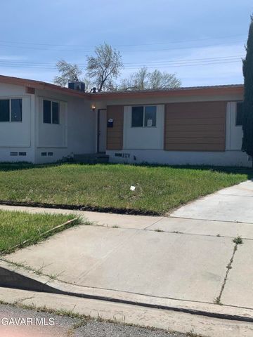 724 W H-10, Lancaster, CA 93534