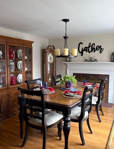 13 Meadowview Road, Foxboro, MA 02035