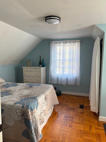 13 Meadowview Road, Foxboro, MA 02035