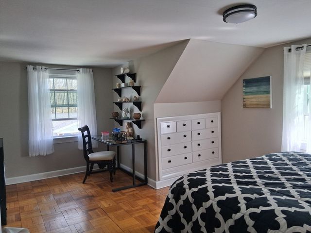 13 Meadowview Road, Foxboro, MA 02035