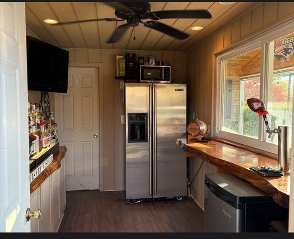 13 Meadowview Road, Foxboro, MA 02035