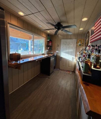 13 Meadowview Road, Foxboro, MA 02035