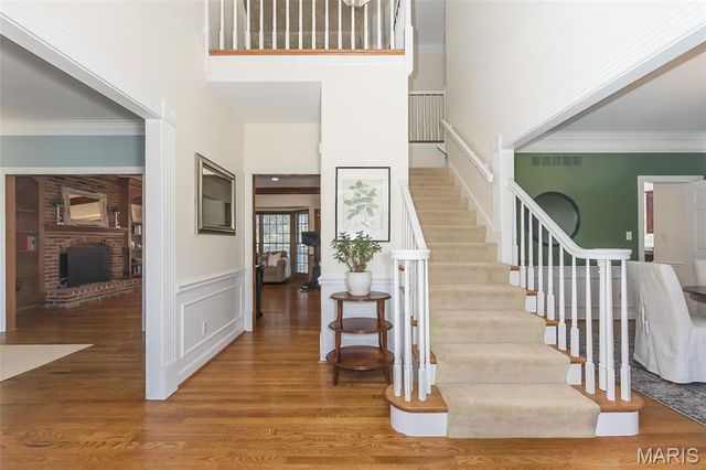 1418 Warson Oaks Court, Warson Woods, MO 63122