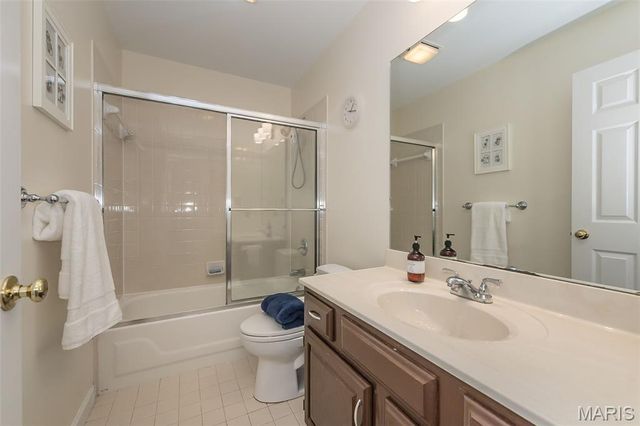 1418 Warson Oaks Court, Warson Woods, MO 63122