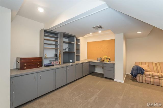 1418 Warson Oaks Court, Warson Woods, MO 63122