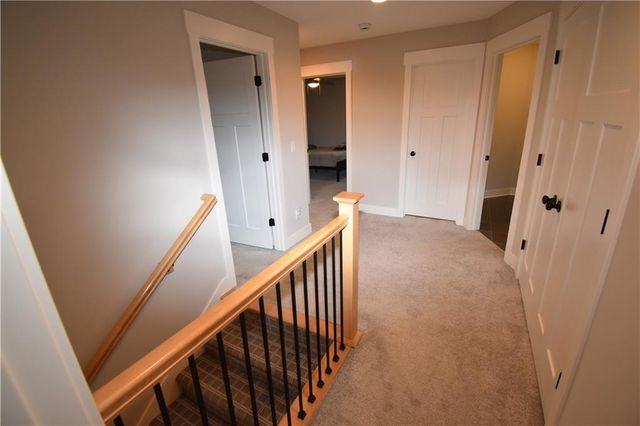 2018 SW Farm Field Lane, Lee's Summit, MO 64082