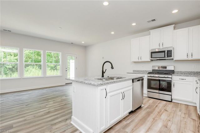 1004 Serene Rd Unit 101, Suffolk, VA 23435