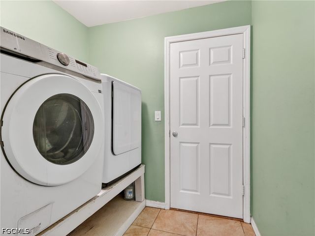 3306 23rd ST SW, Lehigh Acres, FL 33976
