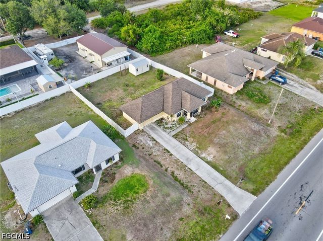 3306 23rd ST SW, Lehigh Acres, FL 33976