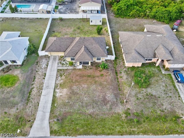 3306 23rd ST SW, Lehigh Acres, FL 33976
