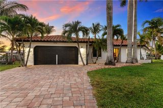 429 Cross ST, North Fort Myers, FL 33903