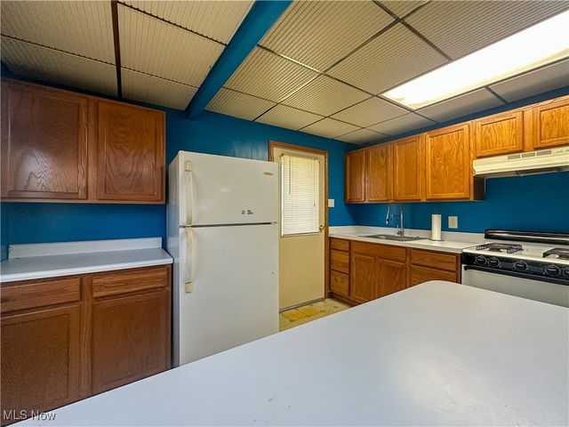 401 Indiana Avenue, Girard, OH 44420