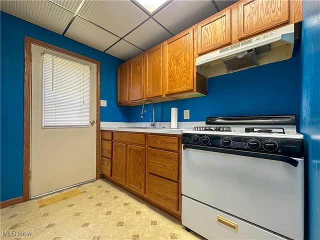 401 Indiana Avenue, Girard, OH 44420